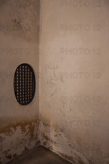 France, Region Ile de France, Paris 7e arrondissement, rue de Grenelle, entree, facade, detail grille,