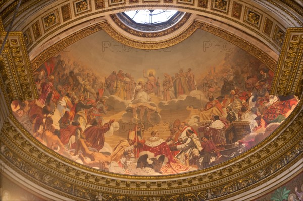 France, Region Ile de France, Paris 8e arrondissement, eglise de la Madeleine, interieur, choeur, voute en cul-de-four, peinture, fresque de Jules-Claude Ziegler, histoire de la Chretiente