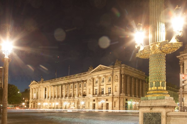 France, Region Ile de France, Paris 8e arrondissement, place de la Concorde, fontaines, obelisque, tombee de la nuit,