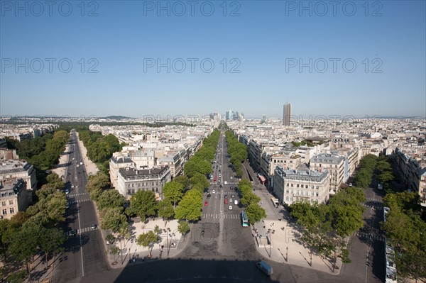 France, Region Ile de France, Paris 8e arrondissement, place Charles de Gaulle, place de l'Etoile, au sommet de l'Arc de Triomphe, panorama,