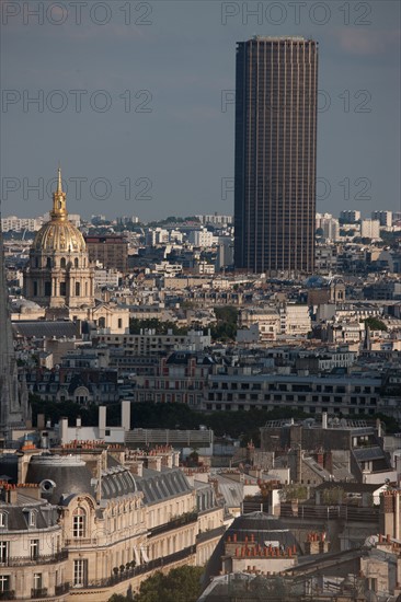 France, Region Ile de France, Paris 8e arrondissement, place Charles de Gaulle, place de l'Etoile, au sommet de l'Arc de Triomphe, panorama,