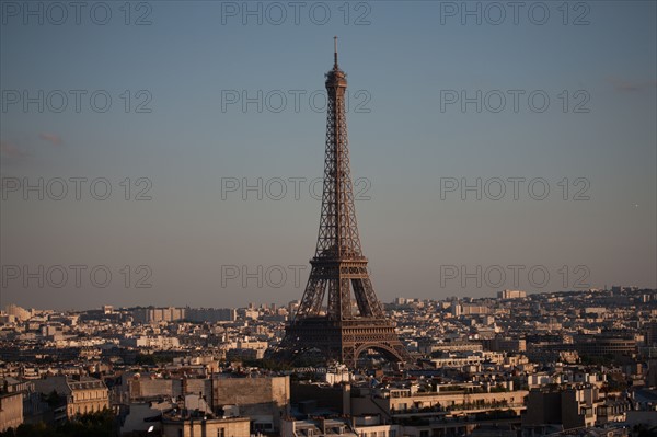 France, Region Ile de France, Paris 8e arrondissement, place Charles de Gaulle, place de l'Etoile, au sommet de l'Arc de Triomphe, panorama,