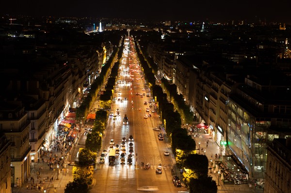 France, Region Ile de France, Paris 8e arrondissement, place Charles de Gaulle, place de l'Etoile, au sommet de l'Arc de Triomphe, panorama,