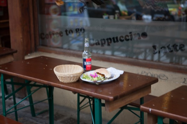 Allemagne, Germany, Berlin, Scheunenviertel, quartier des Granges, restaurant, cafe, terrasse