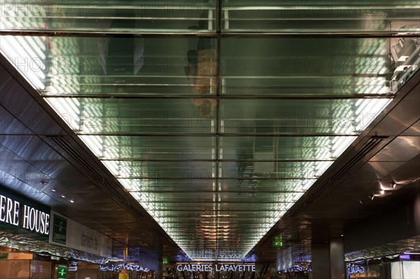 Allemagne, Allemagne, Berlin, mitte, Friedrichstadt Passagen, centre commercial, architecture, Galeries Lafayette par Jean Nouvel,