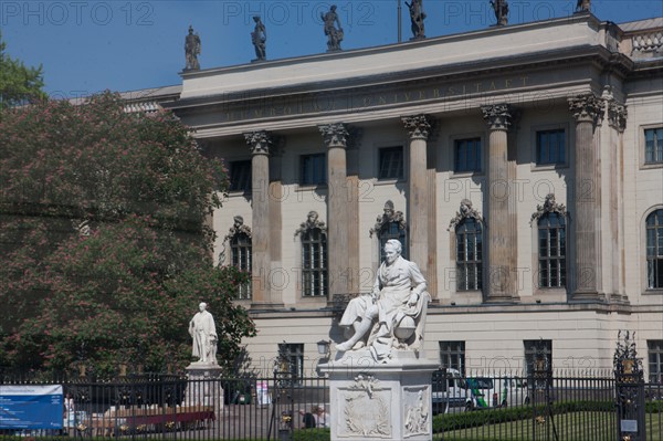 Allemagne (Germany), Berlin, vue depuis le bus 100, tourisme, traversee de la ville, universite Humboldt,