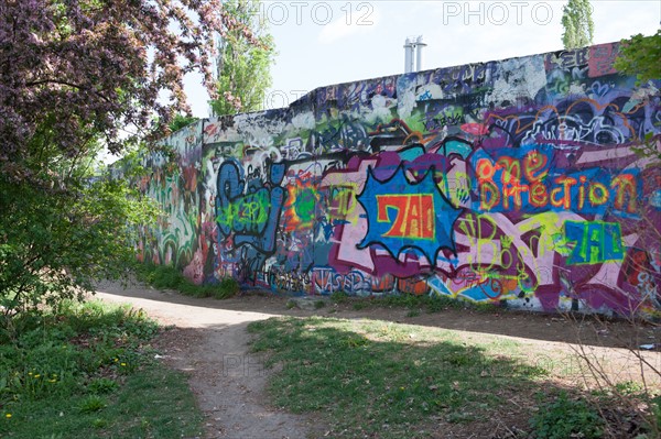 Allemagne (Germany), Berlin, Prenzlauer Berg, Mauer Park, vestiges du Mur de Berlin, jardin public,