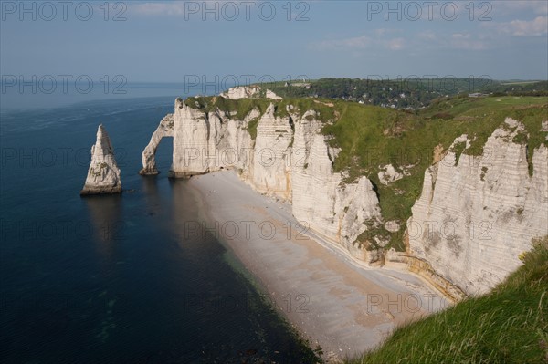 France, region Haute Normandie, Seine Maritime, pays des hautes falaises, Etretat, falaise d'aval,