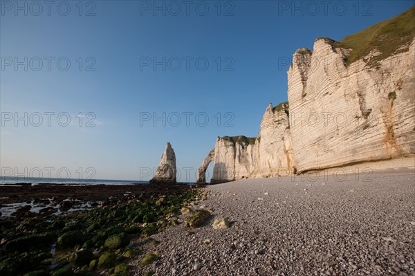 France, region Haute Normandie, Seine Maritime, pays des hautes falaises, Etretat, falaise d'aval,