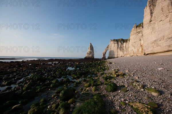 France, region Haute Normandie, Seine Maritime, pays des hautes falaises, Etretat, falaise d'aval,