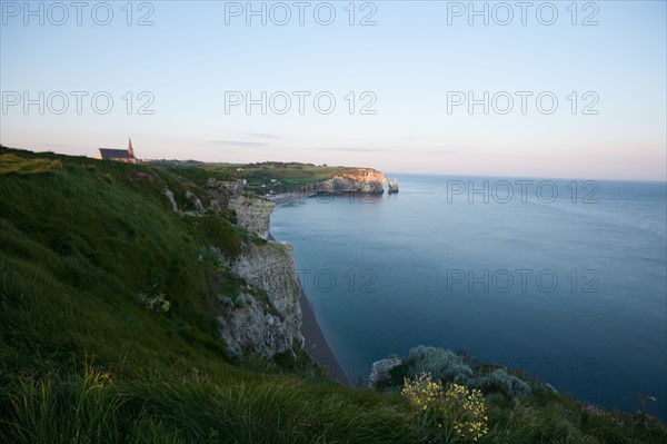 France, region Haute Normandie, Seine Maritime, pays des hautes falaises, Etretat, falaise d'aval,