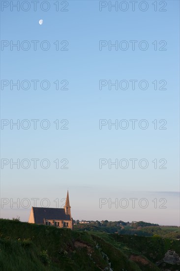 France, region Haute Normandie, Seine Maritime, pays des hautes falaises, Etretat, falaise d'aval,