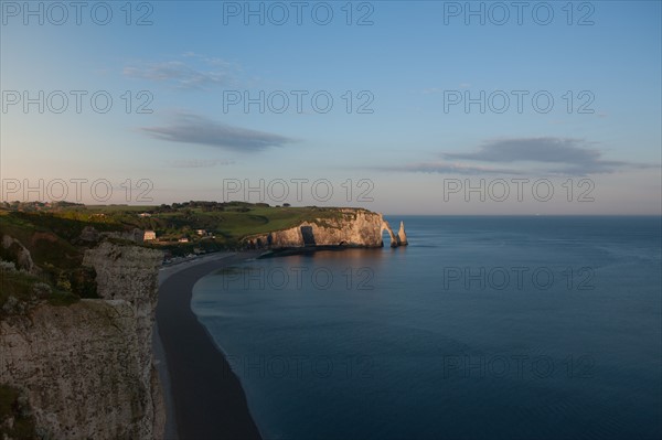 France, region Haute Normandie, Seine Maritime, pays des hautes falaises, Etretat, falaise d'aval,