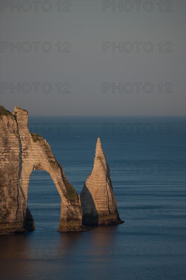 France, region Haute Normandie, Seine Maritime, pays des hautes falaises, Etretat, falaise d'aval,