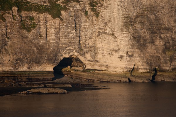 France, region Haute Normandie, Seine Maritime, pays des hautes falaises, Etretat, falaise d'aval,