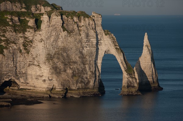 France, region Haute Normandie, Seine Maritime, pays des hautes falaises, Etretat, falaise d'aval,