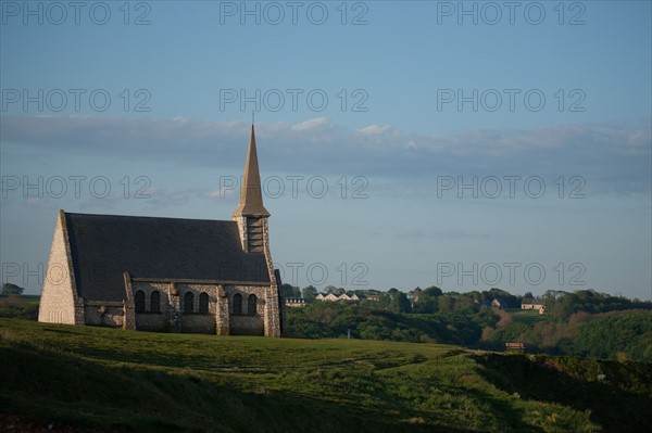 France, region Haute Normandie, Seine Maritime, pays des hautes falaises, Etretat, falaise d'aval,