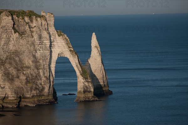 France, region Haute Normandie, Seine Maritime, pays des hautes falaises, Etretat, falaise d'aval,