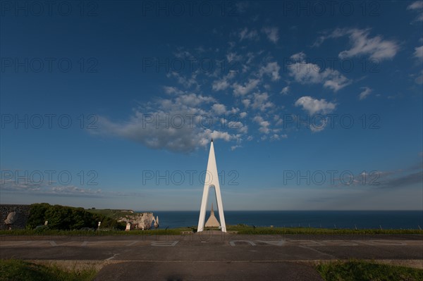 France, region Haute Normandie, Seine Maritime, pays des hautes falaises, Etretat, falaise d'amont, musee Nungesser et Coli, fleche,