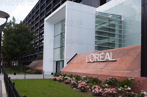 France, Ile de France, Hauts-de-Seine, ville de Clichy-la-Garenne, siege du groupe L'Oreal, 41 rue Martre,
Mention obligatoire : CRT PIdF