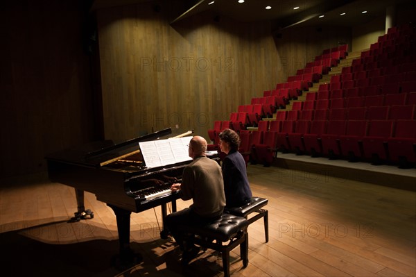 France, Ile de France, Hauts-de-Seine, ville de Clichy-la-Garenne, rue Martre, conservatoire Leo Delibes,
Mention obligatoire : CRT PIdF