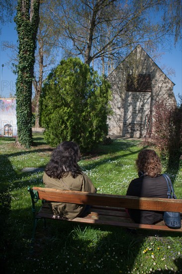 France, Ile de France, Essonne, Milly-la-Foret, chapelle peinte par Jean Cocteau, tombeau, jardin botanique, jardin des simples
Mention obligatoire : CRT PIdF