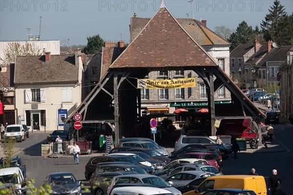 France, Ile de France, Essonne, Milly-la-Foret, halle du marche
Mention obligatoire : CRT PIdF