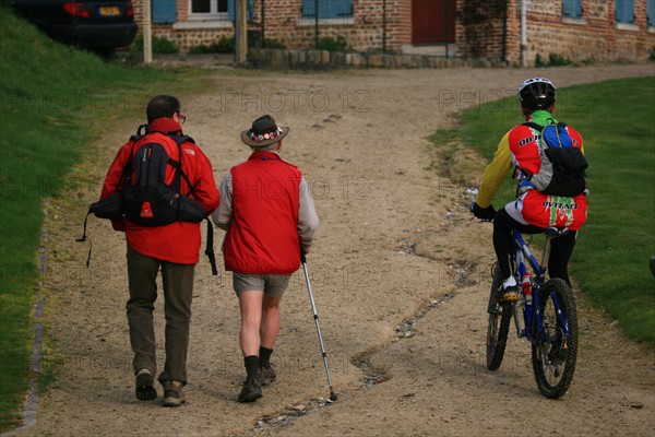 France, Haute Normandie, Seine Maritime, Abbaye du Valasse, journee des sports, randonnee, equitation, attelage et vtt, 30 mars 2014,