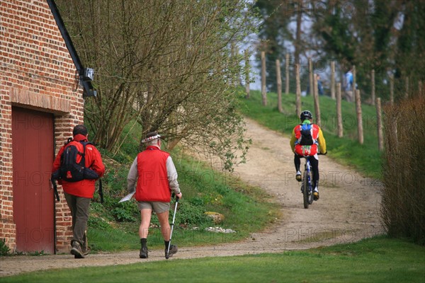 France, Haute Normandie, Seine Maritime, Abbaye du Valasse, journee des sports, randonnee, equitation, attelage et vtt, 30 mars 2014,