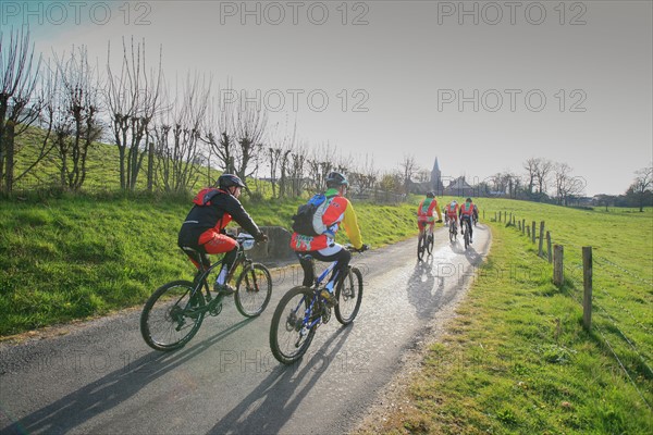 France, Haute Normandie, Seine Maritime, Abbaye du Valasse, journee des sports, randonnee, equitation, attelage et vtt, 30 mars 2014,