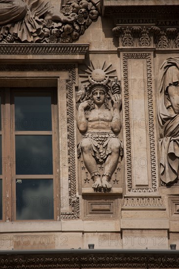 France, Ile de France, Paris 1er arrondissement, musee du Louvre, Cour Carree, aile Lemercier, fronton, detail, sculpture, bas relief, haut relief,