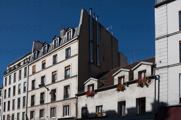 France, Ile de France, Paris 11e arrondissement, rue du faubourg Saint-Antoine, facades,