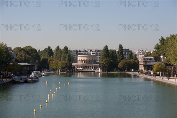 France, Ile de France, Paris, 19e arrondissement, bassin de la Villette, rotonde, architecte Claude-Nicolas Ledoux, pavillon d'octroi, ancienne barriere de Paris, metro Stalingrad, cinema mk2,