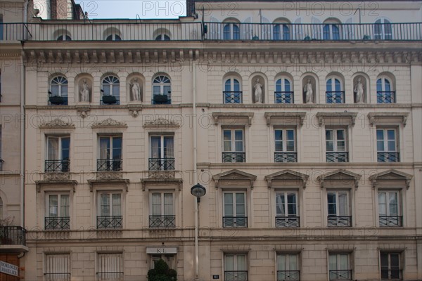 France, Ile de France, Paris 7e arrondissement, 81 rue du Bac, immeuble de rapport, 19e siecle,