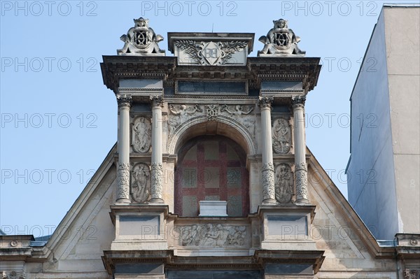 France, Ile de France, Paris 6e arrondissement, rue Bonaparte, Ecole nationale Superieure des Beaux-Arts (ENSBA), ancien portique du chateau d'Anet,