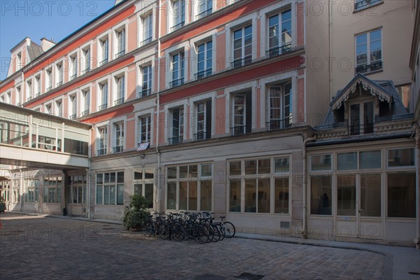 France, Ile de France, Paris 11e arrondissement, 5 rue de Charonne, Cour Saint Joseph, anciens ateliers,