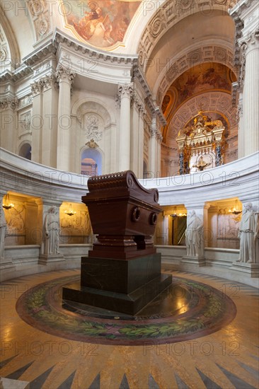 France, Ile de France, Paris 7e arrondissement, Dome des Invalides, tombeau de Napoleon 1er, sepulture