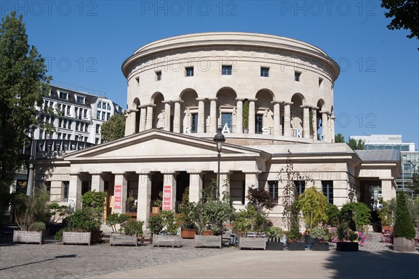 France, Ile de France, Paris 19e arrondissement, bassin de la Villette, rotonde, Claude-Nicolas Ledoux, pavillon d'octroi, ancienne barrriere de Paris, metro Stalingrad,