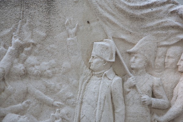 France, Ile de France, Paris 20e arrondissement, boulevard de Menilmontant, cimetiere du Pere Lachaise, 16e division, sepulture du General La Bedoyere, bas relief,