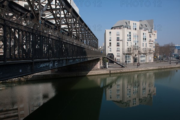 France, Ile de France, Paris 19e arrondissement, rond point des canaux, canal de l'Ourcq, La Villette,