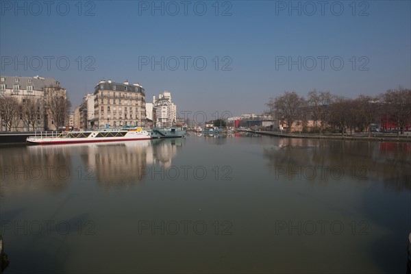 France, Ile de France, Paris 19e arrondissement, rond point des canaux, canal de l'Ourcq, La Villette,