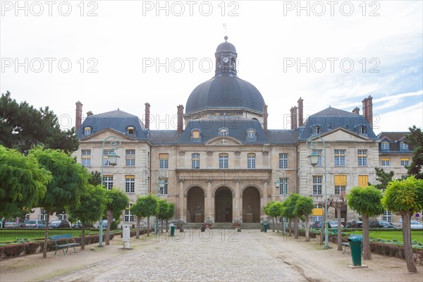 France, Ile de France, Paris 13e arrondissement, boulevard de l'Hopital, hopital de la Pitie Salpetriere, chapelle, allee