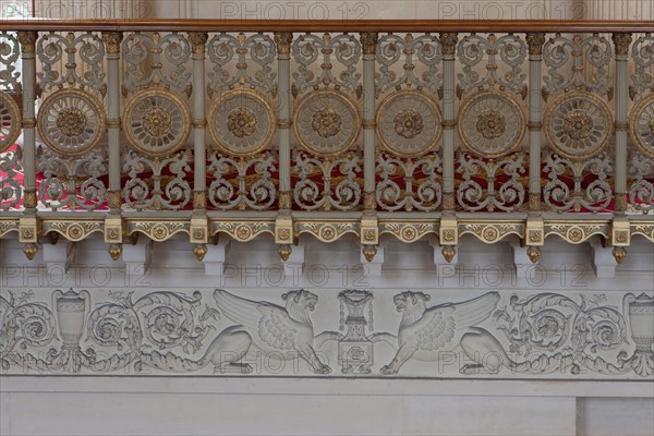 France, Ile de France, Paris 6e arrondissement, Palais du Luxembourg, Senat, grand escalier d'honneur, Napoleon 1er, lionnes et decors premier empire,