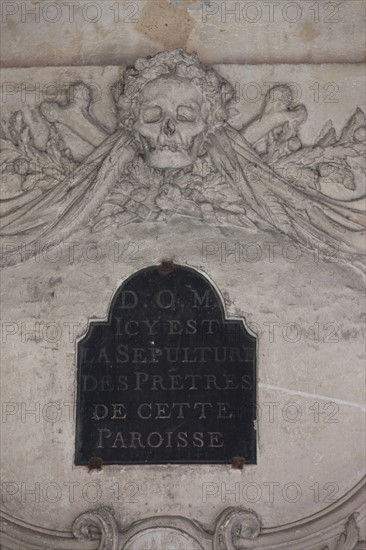 France, Ile de France, Paris 5e arrondissement, cloitre de l'eglise Saint-Severin, ancien charnier, cimetiere, voutes,