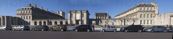 France, Ile de France, Val de Marne, Vincennes, chateau de Vincennes, monument historique, donjon, entree, Sainte Chapelle,