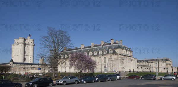 France, Ile de France, Val de Marne, Vincennes, chateau de Vincennes, monument historique, donjon,