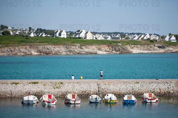 France, région Bretagne, Brittany, Finistère, Cap Sizun, Audierne-Esquibien, digue