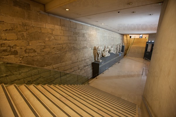 France, Région Ile de France, Paris 1er arrondissement, Carrousel du Louvre, fondations sous le musée,