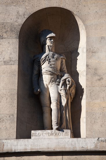 France, Région Ile de France, Paris 1er arrondissement, Rue de Rivoli, Musée du Louvre, façade Rivoli, statues des maréchaux d'Empire, statue du Général Antoine Drouot,