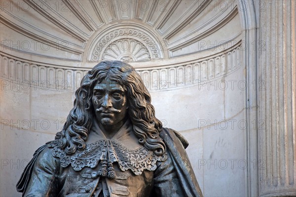 Statue de Molière, rue de Richelieu à Paris